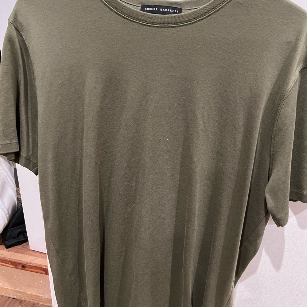 Robert Barakett Men's Olive T-Shirt